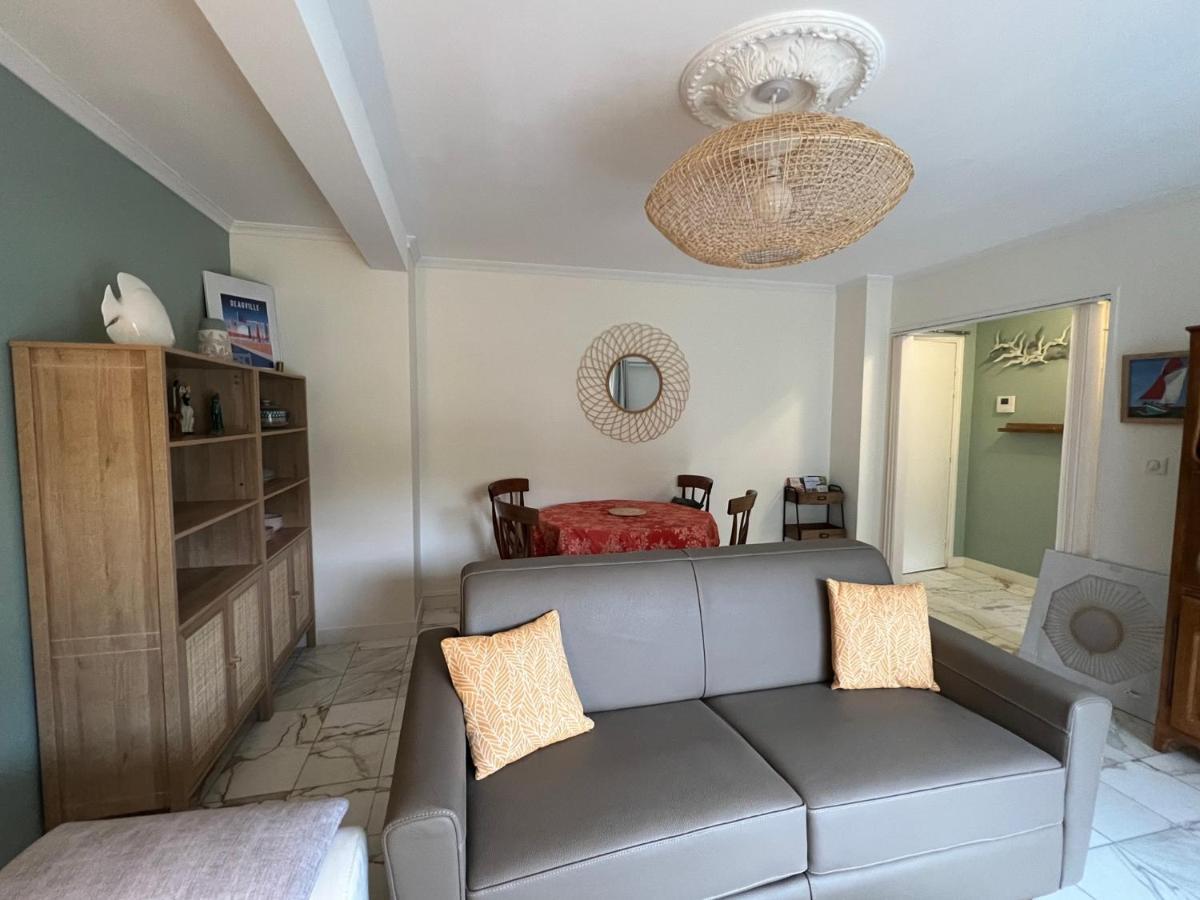 Cote Jardin - Terrasse, Calme Et Cosy Apartment Deauville Exterior photo